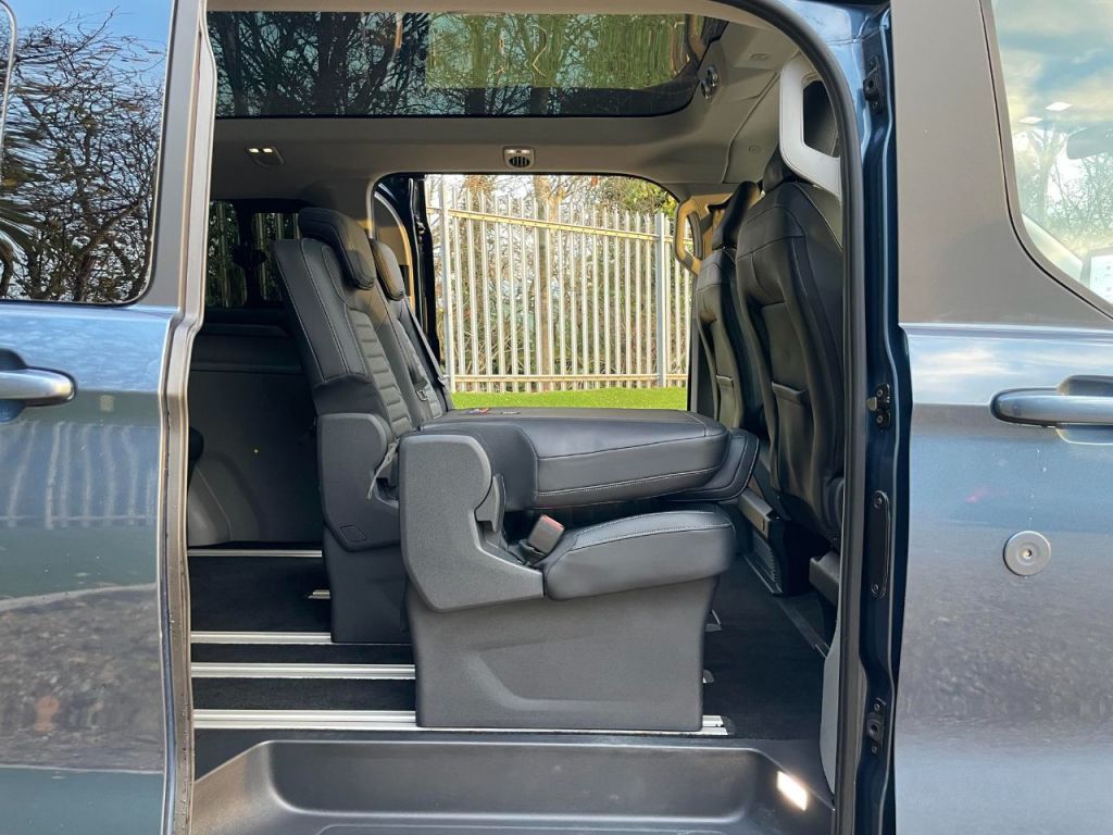 Used Ford Tourneo Custom 2025 for sale - 76616933: Photo 42