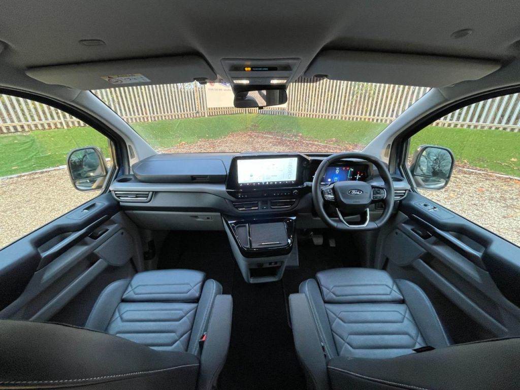 Used Ford Tourneo Custom 2025 for sale - 76616933: Photo 48