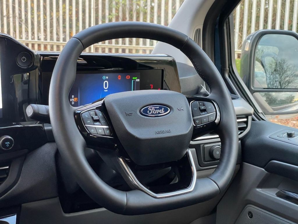 Used Ford Tourneo Custom 2025 for sale - 76616933: Photo 52