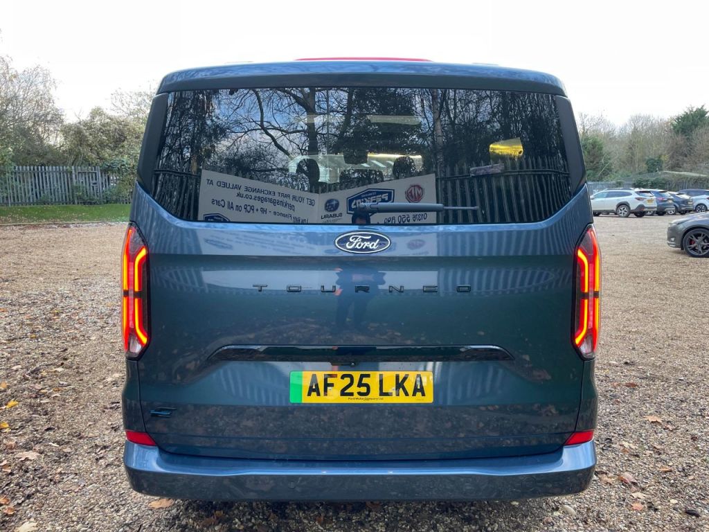 Used Ford Tourneo Custom 2025 for sale - 76616933: Photo 6
