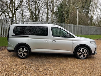 Used Ford Grand Tourneo Connect 2023 for sale - 77161319: Photo