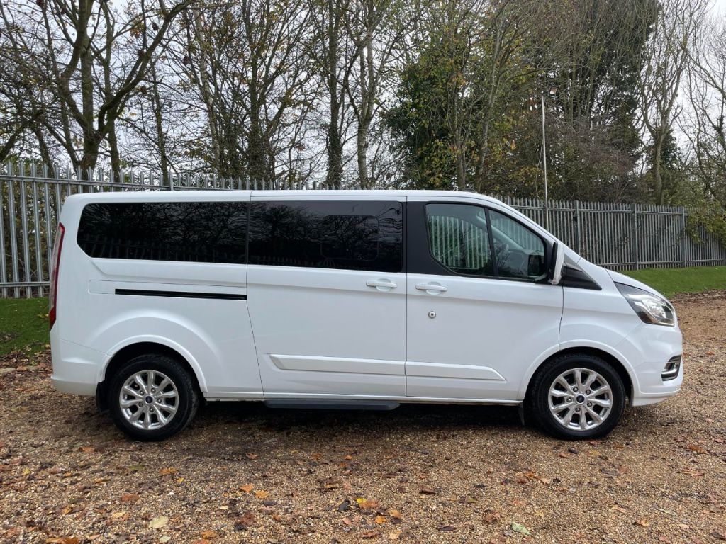 Used Ford Tourneo Custom 2023 for sale - 76949512: Photo 4