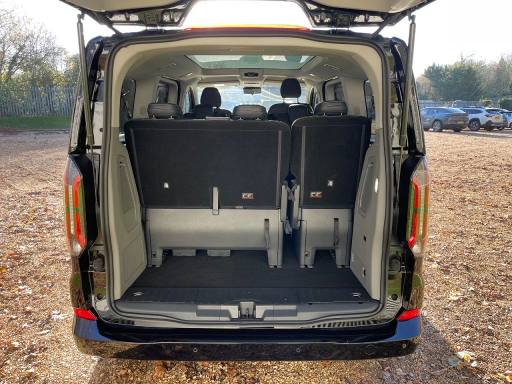 Used Ford Tourneo Custom 2024 for sale - 76653850: Photo 17