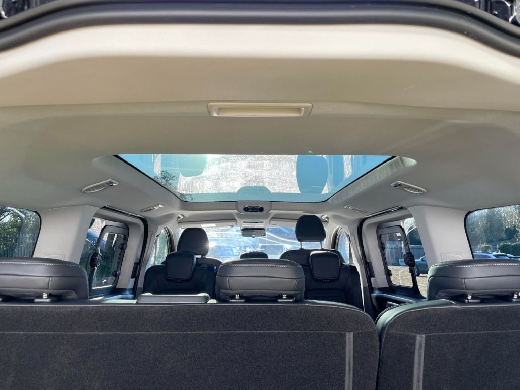 Used Ford Tourneo Custom 2024 for sale - 76653850: Photo 19