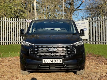 Used Ford Tourneo Custom 2024 for sale - 76653850: Photo