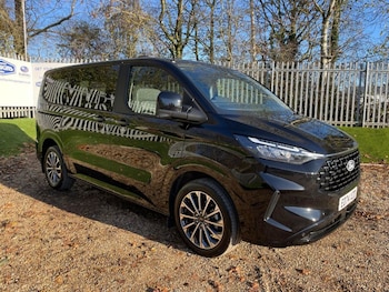 Used Ford Tourneo Custom 2024 for sale - 76653850: Photo