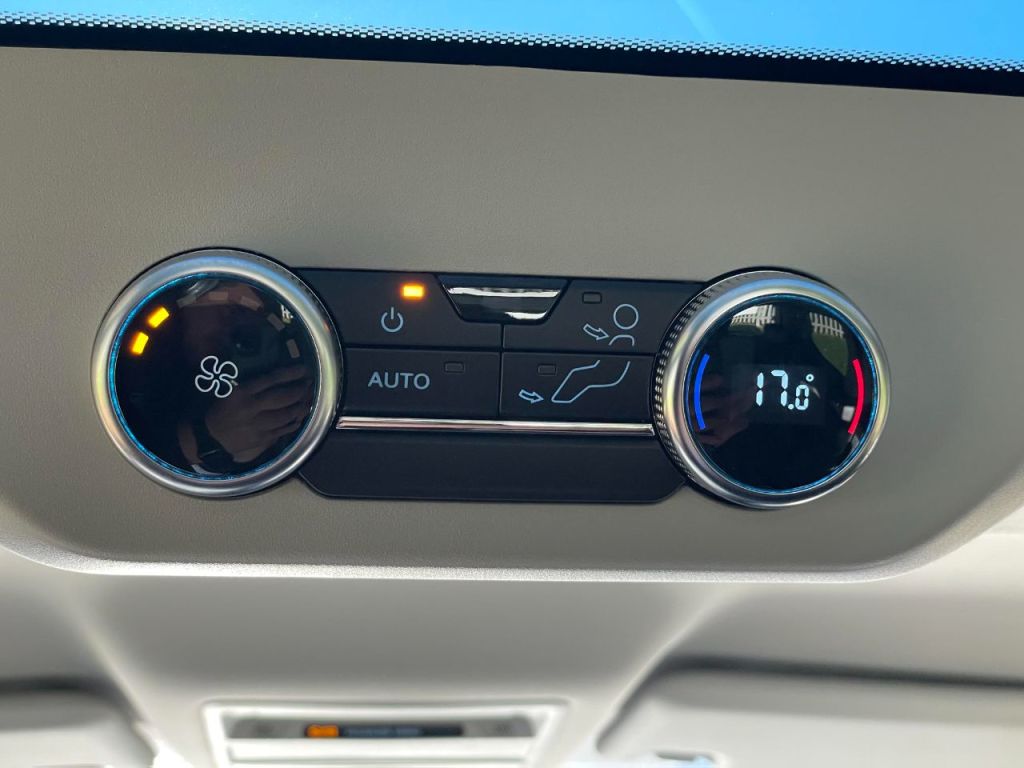 Used Ford Tourneo Custom 2024 for sale - 76653850: Photo 42