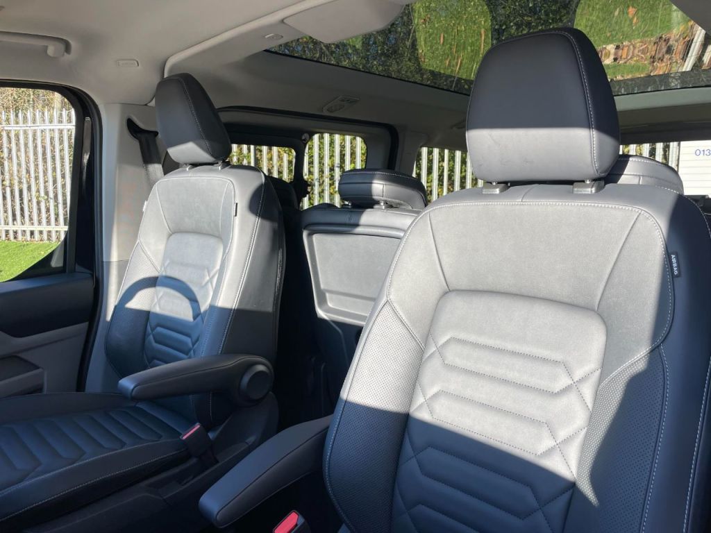 Used Ford Tourneo Custom 2024 for sale - 76653850: Photo 46