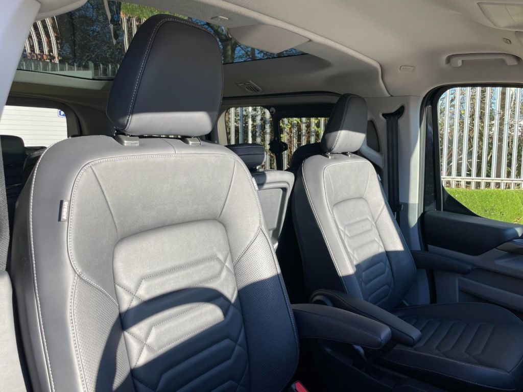 Used Ford Tourneo Custom 2024 for sale - 76653850: Photo 53