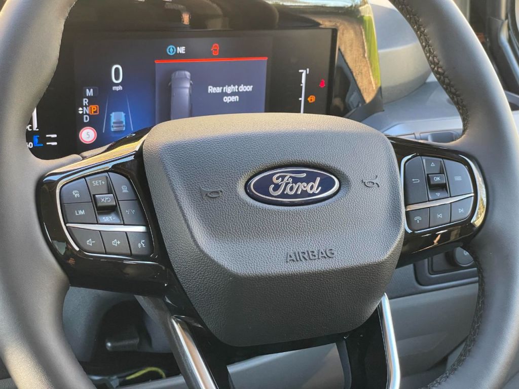 Used Ford Tourneo Custom 2024 for sale - 76653850: Photo 60