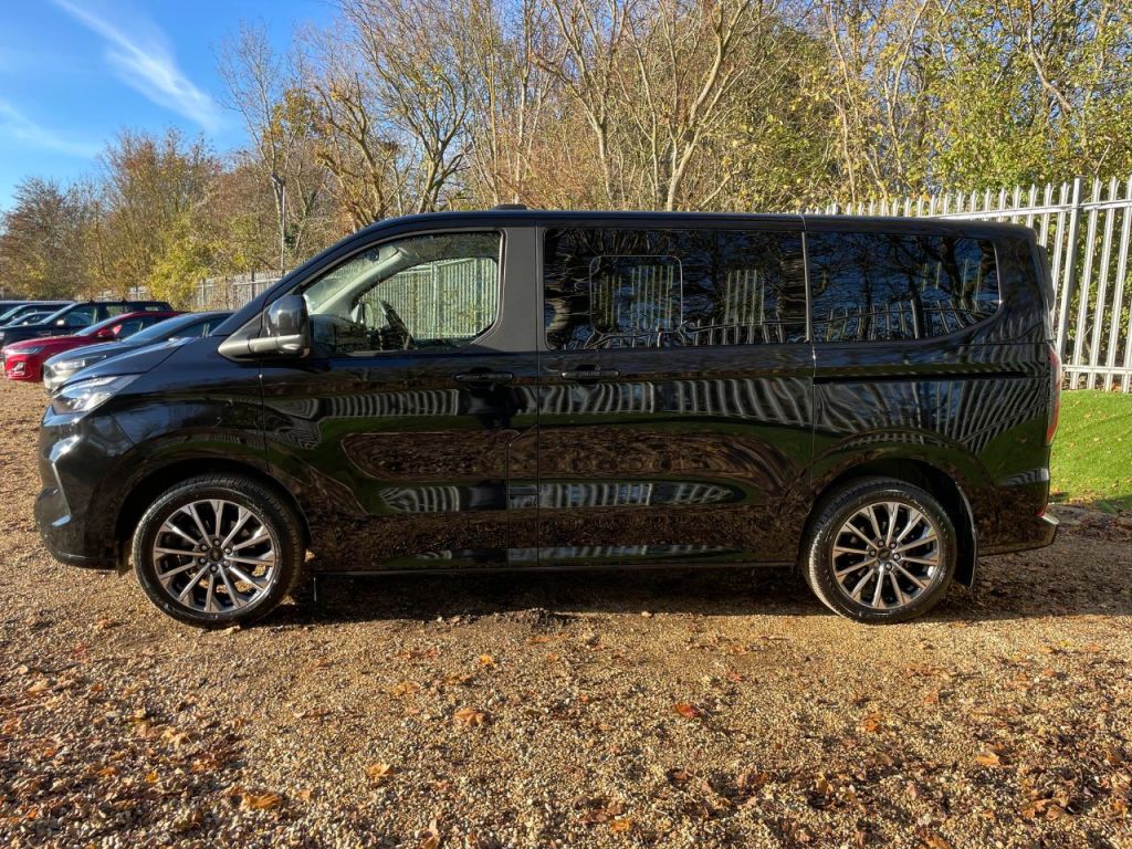 Used Ford Tourneo Custom 2024 for sale - 76653850: Photo 8