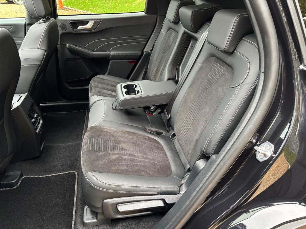 Used Ford Kuga 2024 for sale - 76576759: Photo 10