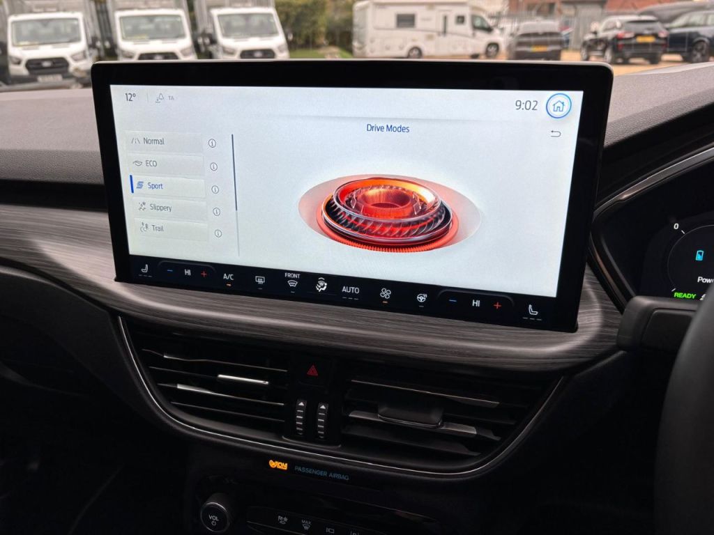 Used Ford Kuga 2024 for sale - 76576759: Photo 20