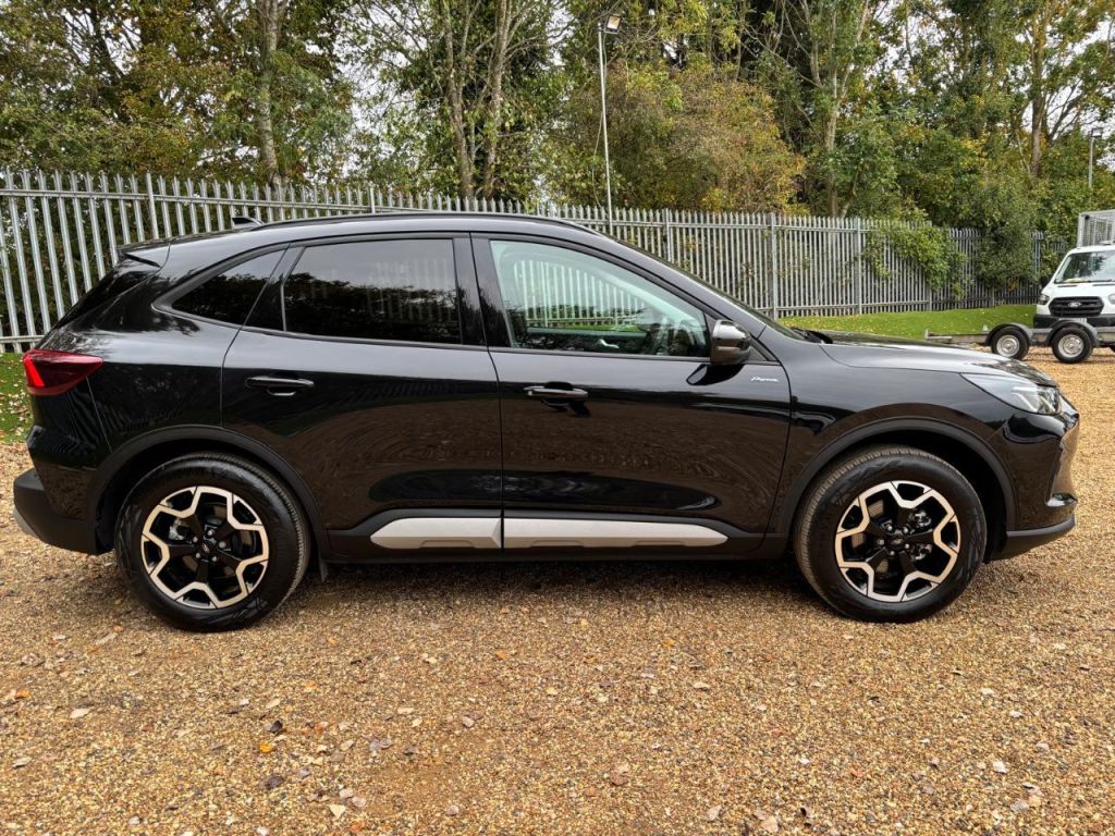 Used Ford Kuga 2024 for sale - 76576759: Photo 27