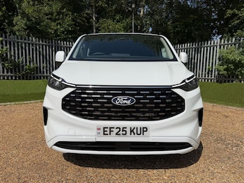 Used Ford Tourneo Custom 2025 for sale - 78985113: Photo