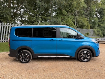 Used Ford Tourneo Custom 2024 for sale - 79307651: Photo