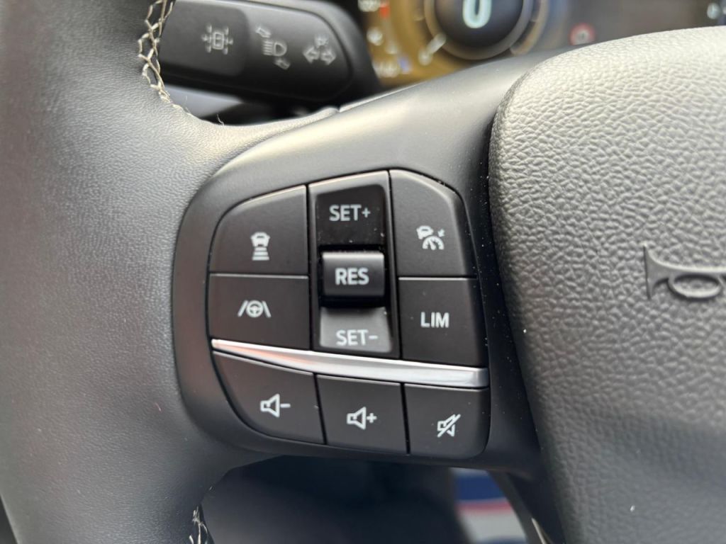 Used Ford Kuga 2023 for sale - 76576803: Photo 17