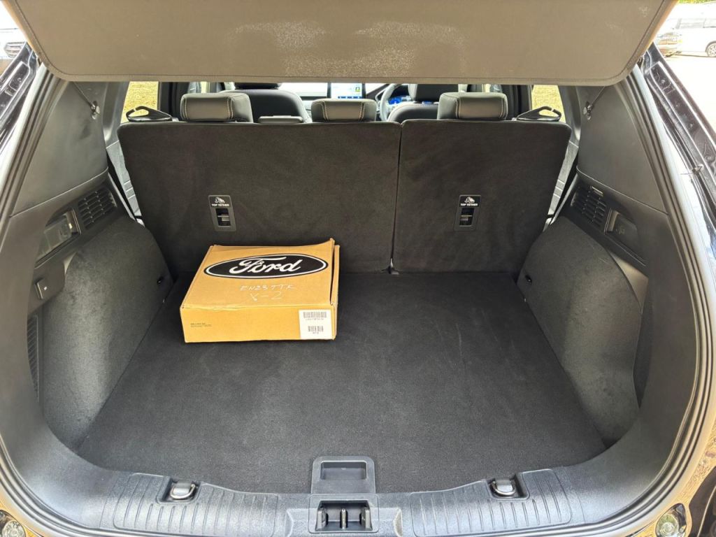 Used Ford Kuga 2023 for sale - 76576803: Photo 35