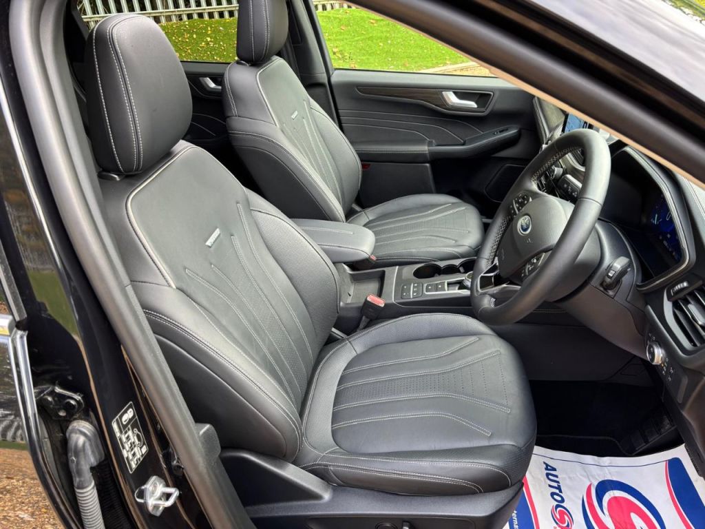 Used Ford Kuga 2023 for sale - 76576803: Photo 8