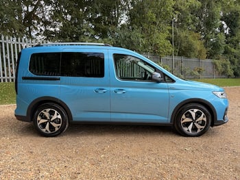 Used Ford Tourneo Connect 2026 for sale - 79690368: Photo