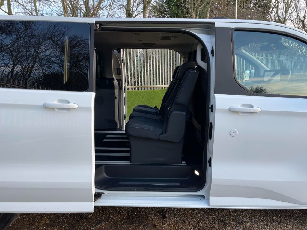 Used Ford Tourneo Custom 2024 for sale - 77200620: Photo 20