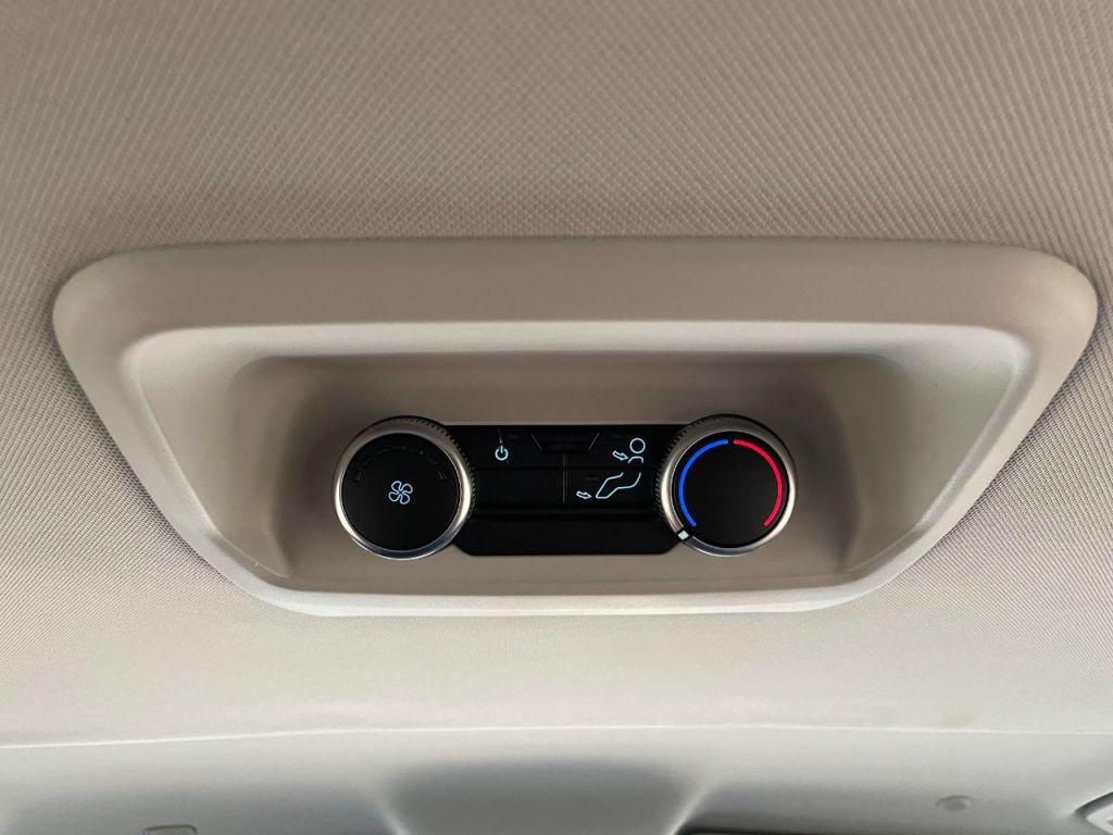 Used Ford Tourneo Custom 2024 for sale - 77200620: Photo 28