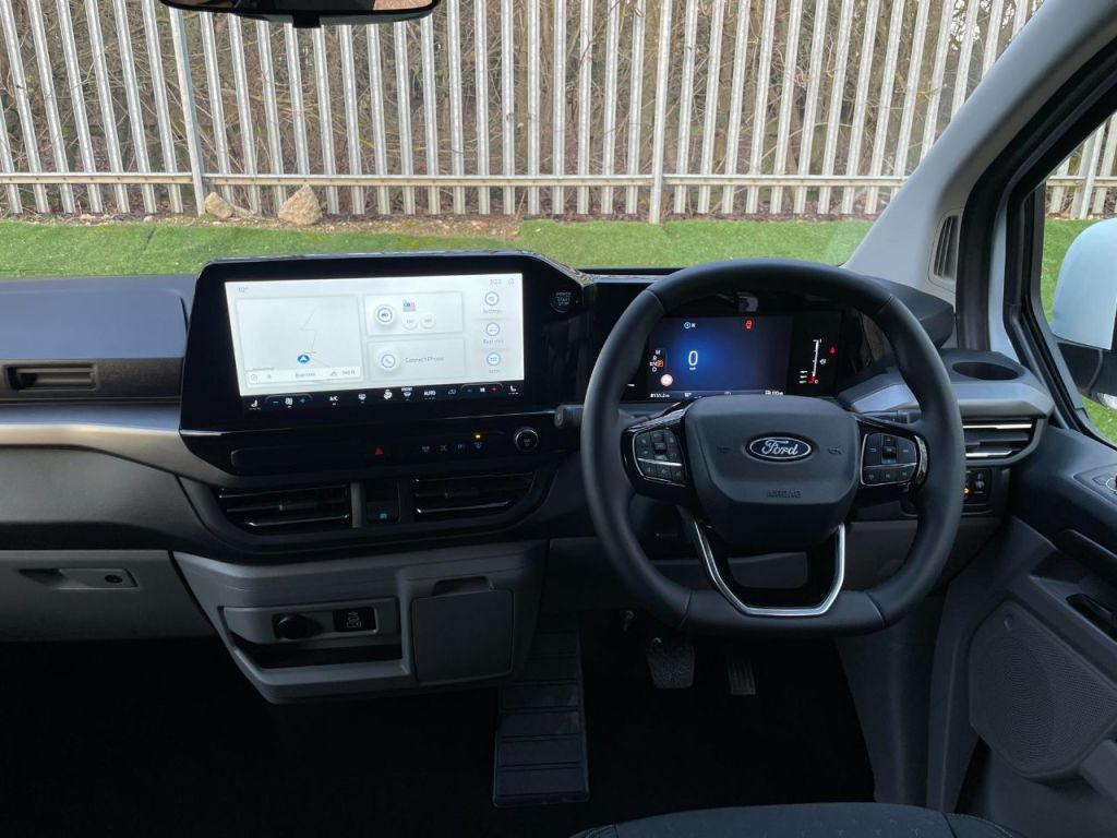 Used Ford Tourneo Custom 2024 for sale - 77200620: Photo 37