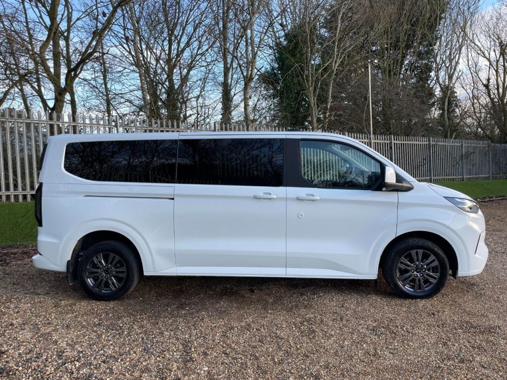 Used Ford Tourneo Custom 2024 for sale - 77200620: Photo 4