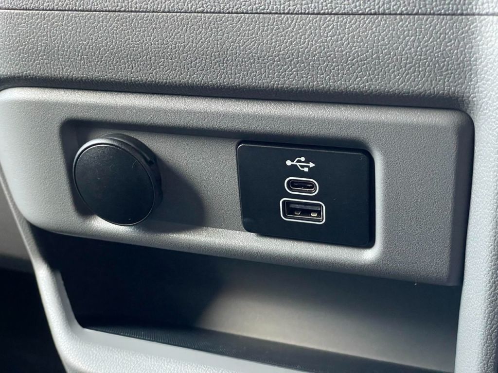 Used Ford Tourneo Custom 2024 for sale - 77200620: Photo 43