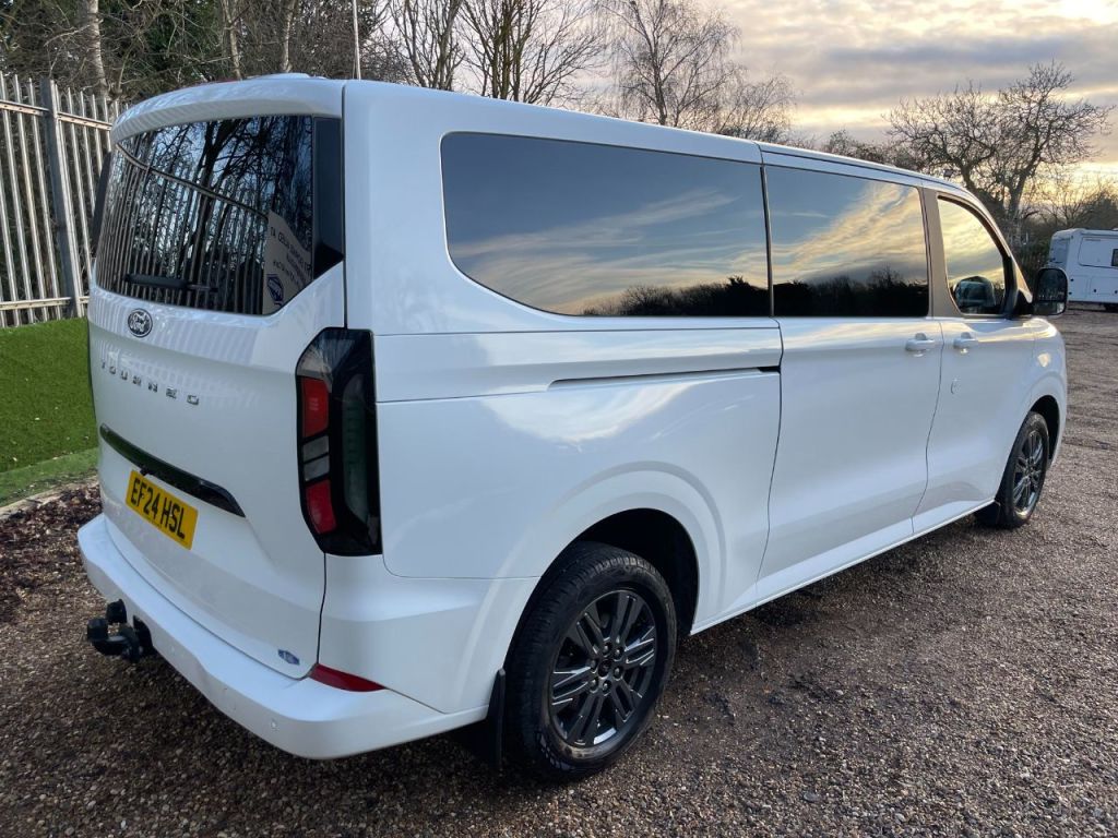 Used Ford Tourneo Custom 2024 for sale - 77200620: Photo 5