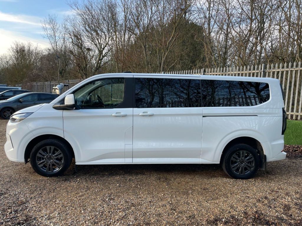 Used Ford Tourneo Custom 2024 for sale - 77200620: Photo 8