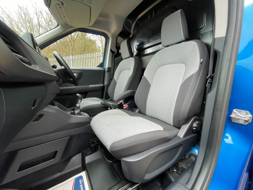 Used Ford Transit Courier 2024 for sale - 77679899: Photo 19