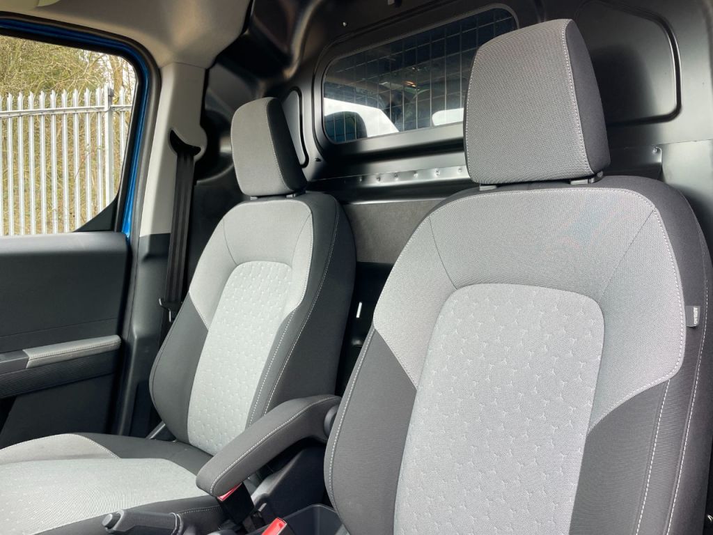 Used Ford Transit Courier 2024 for sale - 77679899: Photo 21