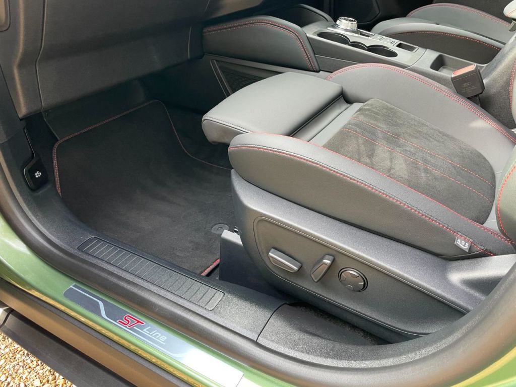 Used Ford Kuga 2024 for sale - 76576805: Photo 36