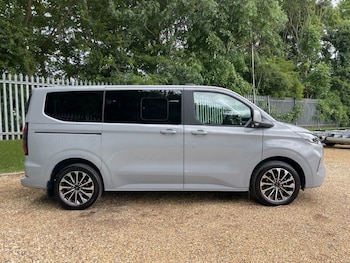 Used Ford Tourneo Custom 2025 for sale - 78792667: Photo