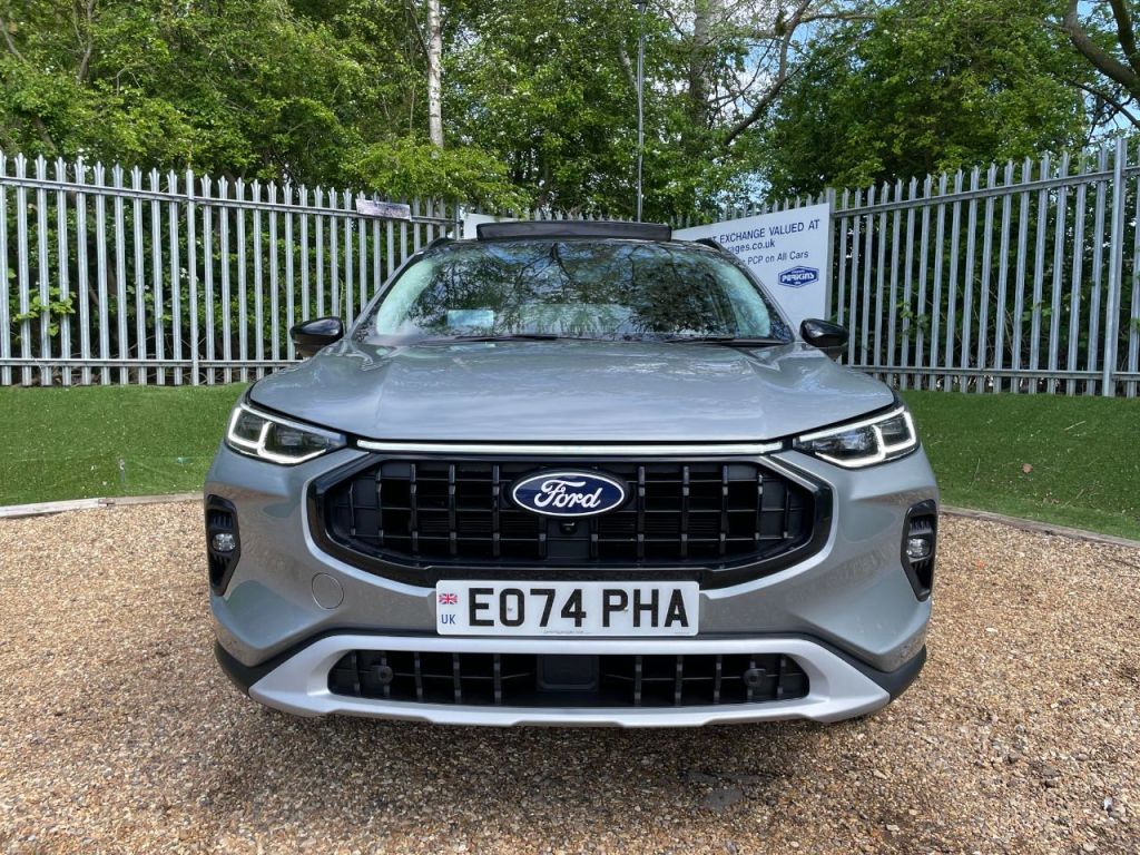 Used Ford Kuga 2024 for sale - 76576760: Photo 2