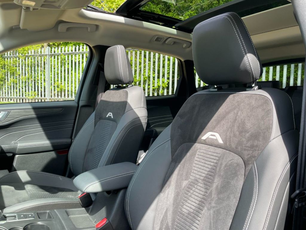 Used Ford Kuga 2024 for sale - 76576760: Photo 32