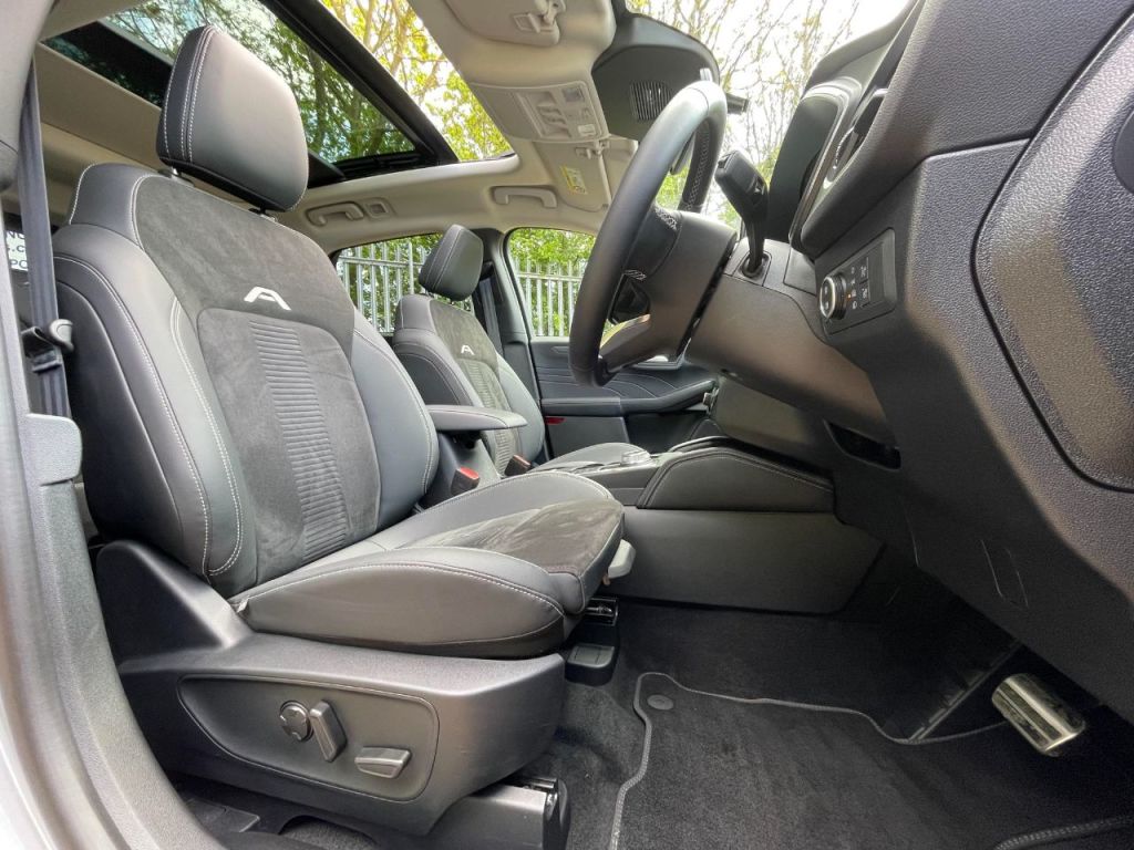 Used Ford Kuga 2024 for sale - 76576760: Photo 39