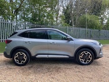 Used Ford Kuga 2024 for sale - 76576760: Photo