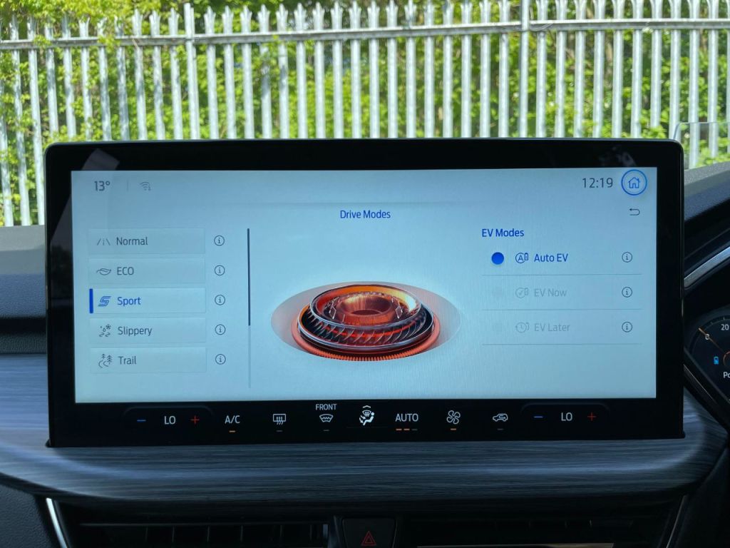 Used Ford Kuga 2024 for sale - 76576760: Photo 68