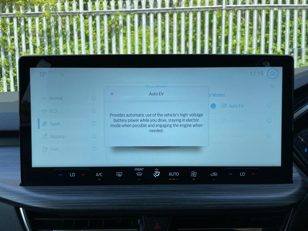 Used Ford Kuga 2024 for sale - 76576760: Photo 69