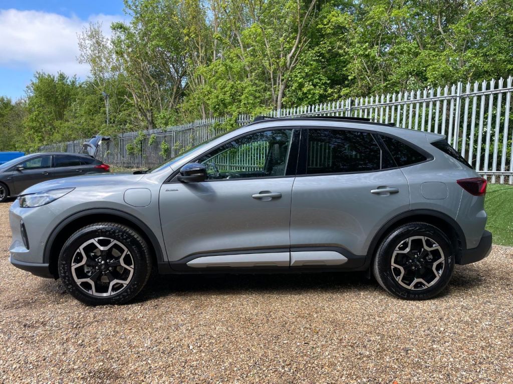 Used Ford Kuga 2024 for sale - 76576760: Photo 8