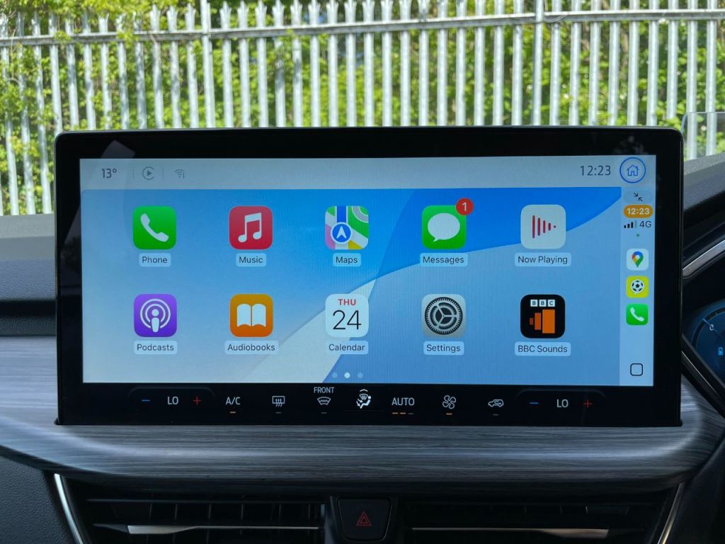 Used Ford Kuga 2024 for sale - 76576760: Photo 81