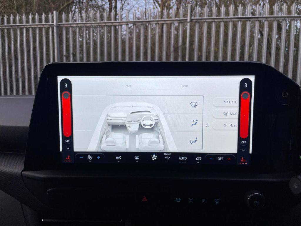 Used Ford Transit Custom 2024 for sale - 77567637: Photo 41