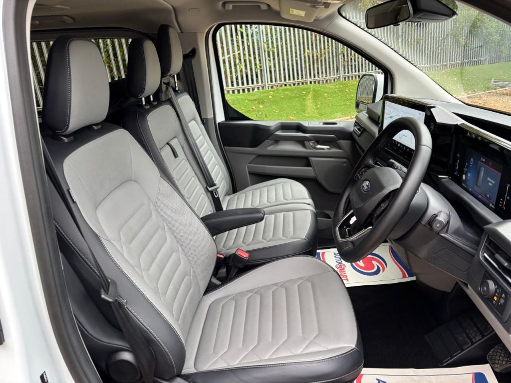 Used Ford Tourneo Custom 2024 for sale - 76576778: Photo 12