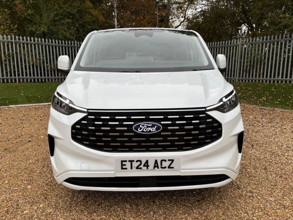 Used Ford Tourneo Custom 2024 for sale - 76576778: Photo 3