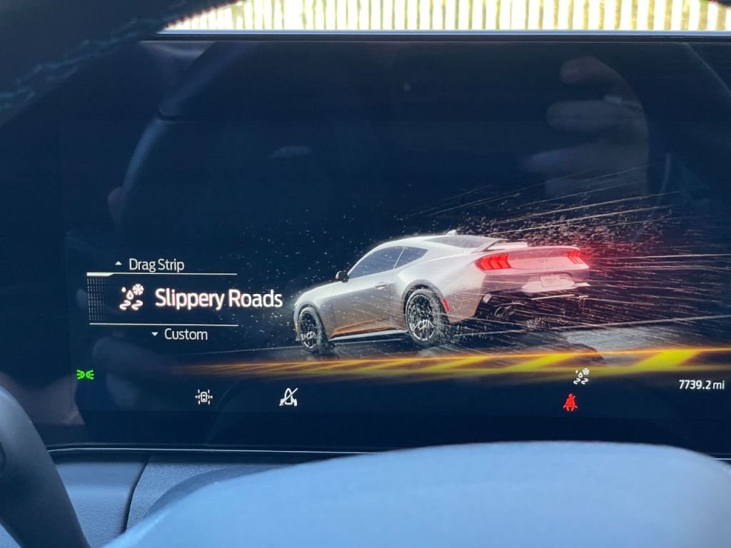 Used Ford Mustang 2024 for sale - 78015884: Photo 69