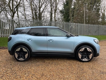 Used Ford Explorer 2024 for sale - 77161310: Photo