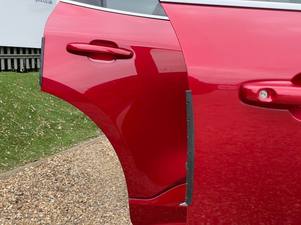 Used Ford Kuga 2024 for sale - 76576768: Photo 77