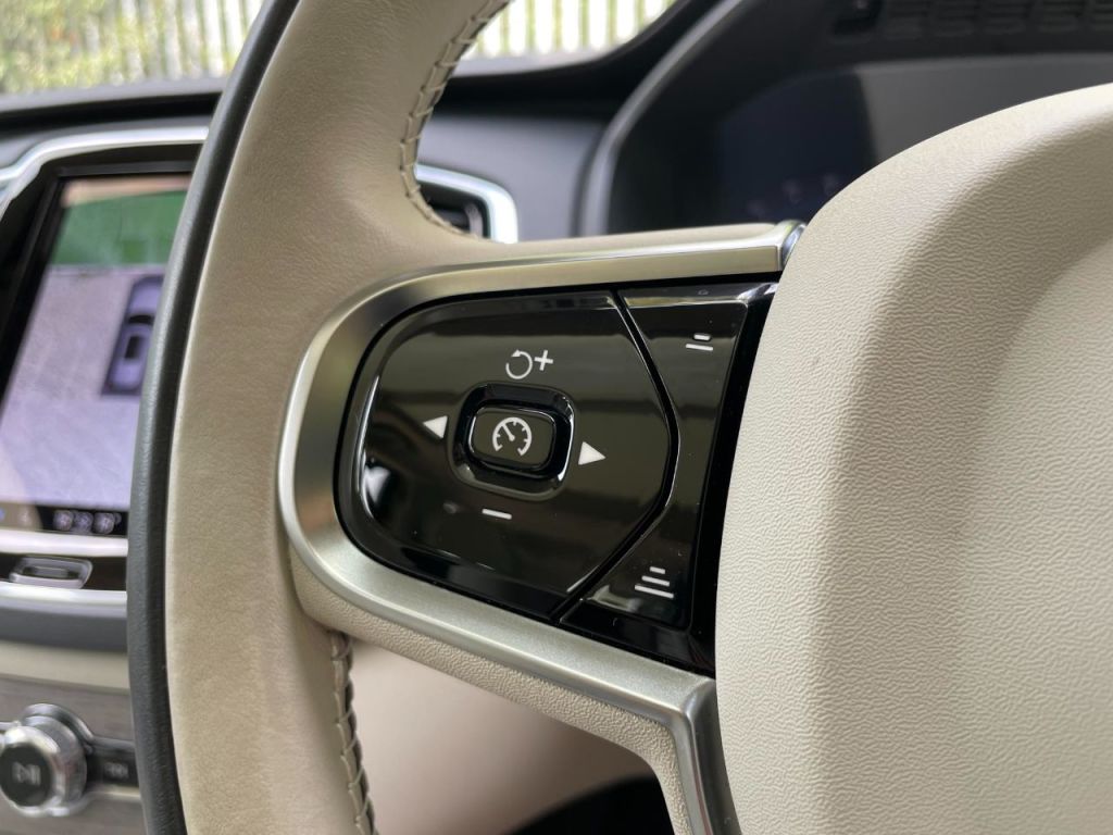 Used Volvo XC90 2023 for sale - 76576787: Photo 40